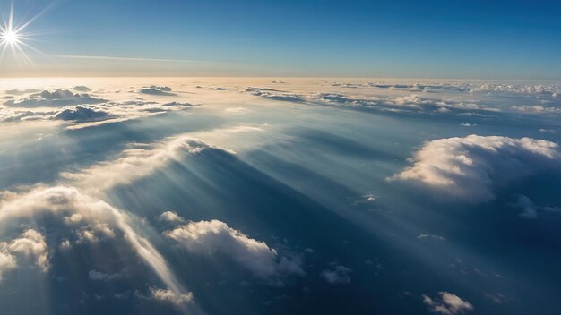 Photo des cumulus expansifs dominent un ciel bleu azur tranquille