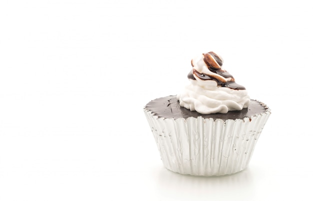 cup cake au chocolat avec crème fouettée