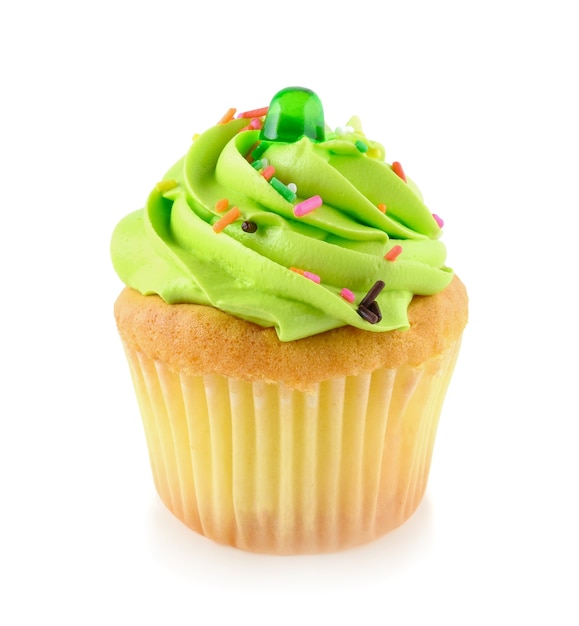 Cupcake vert isolé sur blanc