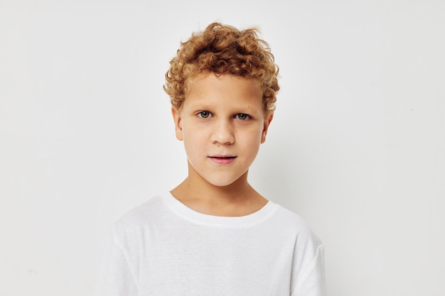 Curly boy children39s style fashion émotions enfance inchangée