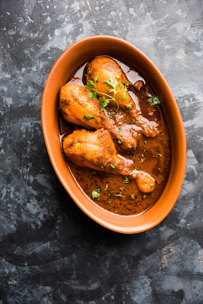 Curry de poulet avec cuisses ou pilon ou Murg Tangri ou tangdi masala