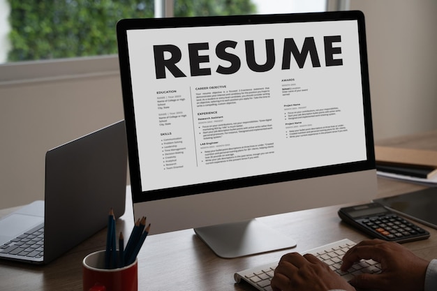 sur CV demandeur d'emploi entretien d'embauche en ligne