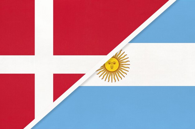 Danemark et Argentine ou République argentine symbole du pays Danemark contre drapeaux nationaux argentins