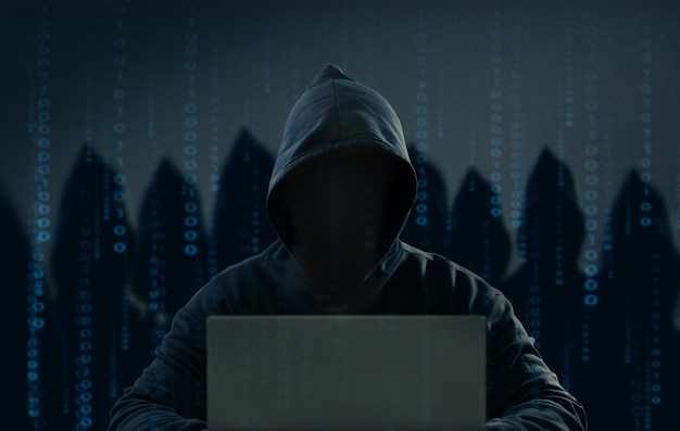 De dangereux pirates anonymes utilisent des ordinateurs portables pour le vol d'identité