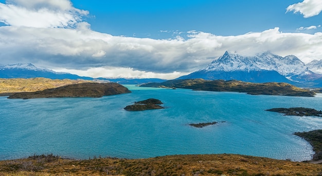 Dans le parc national Torres del Paine, Patagonie, Chili, Lago del Pehoe.