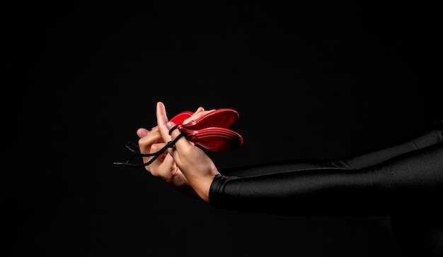 Photo danseuse de flamenco passionnée et élégante