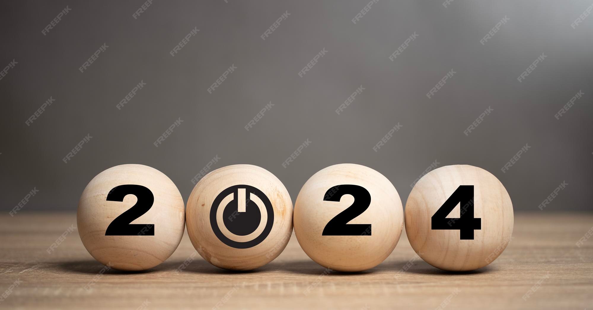 D but de la nouvelle ann e 2024 2024 sur boule de bois d but et d but