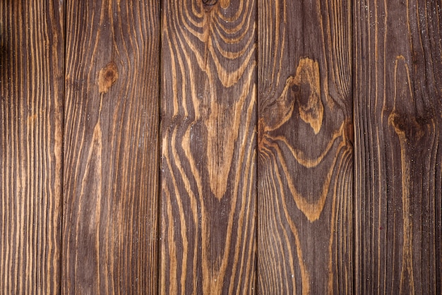 Décor de boules de Noël sur fond de bois ancien