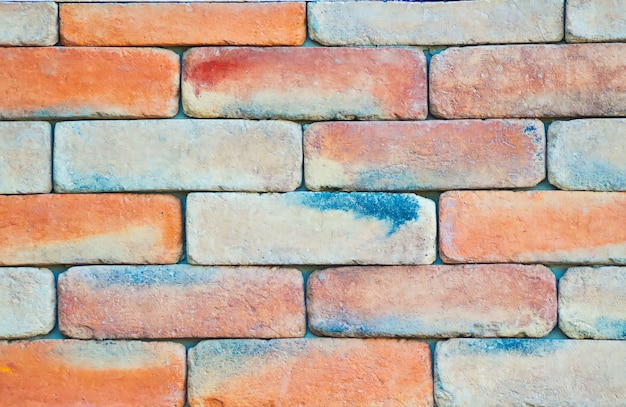 Décor de mur de briques colorées pour la publicité de construction
