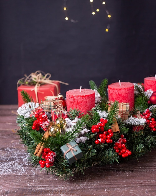 Décor de Noël sur la table