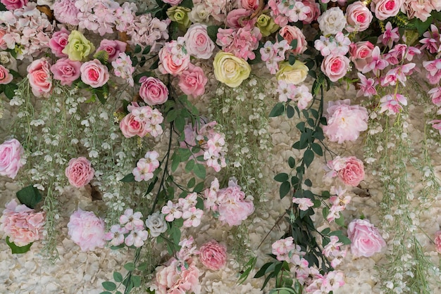 Photo décoration de fleurs de mariage mise au point sélective soft focus de fleur blanche