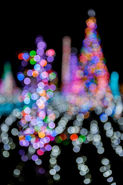 Décoration lumineuse de Noël et arrière-plan flou abstrait bokeh