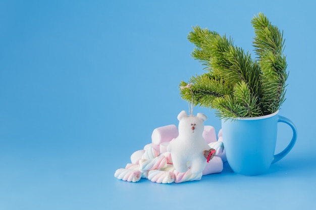 Décoration de Noël sur fond bleu