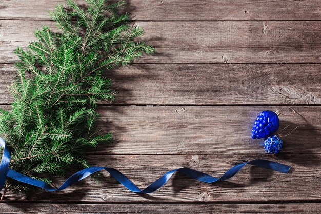 Décoration de Noël sur fond de bois