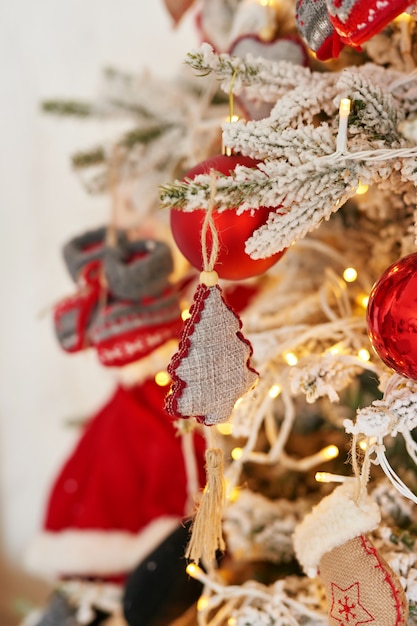 Décoration suspendue de Noël. Sapin de Noël.