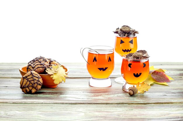 Décoration d'une table pour les vacances d'automne