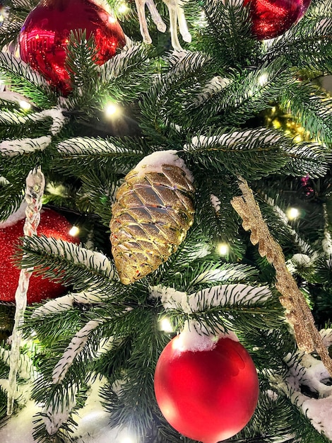 Décorations de Noël sur l'arbre de vacances