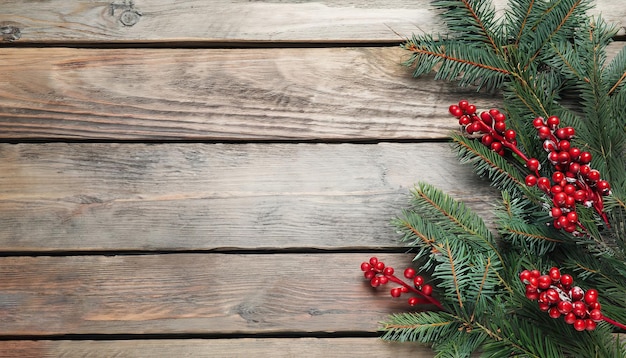 décorations de Noël sur une table en bois