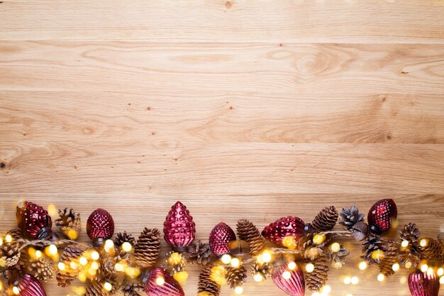 Décorations de Noël sur la table