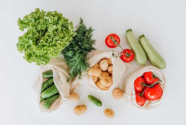 Définir les produits végétaux soupe de ragoût de salade fraîche