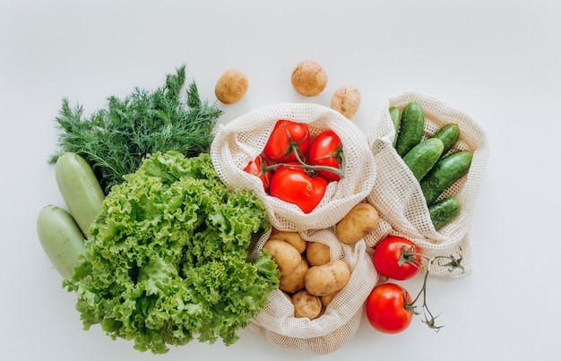 Définir les produits végétaux soupe de ragoût de salade fraîche