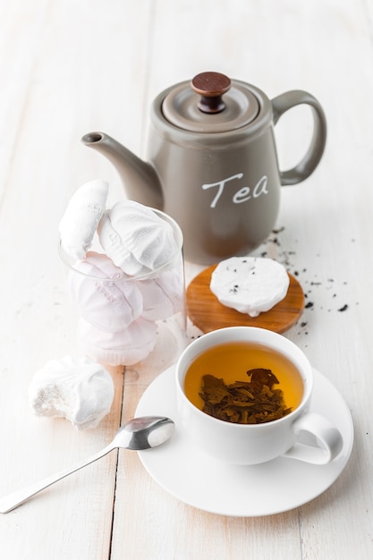 Délicates guimauves roses blanches au thé parfumé