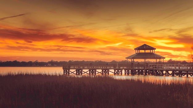 Photo un délice charlestonien sunset vibes