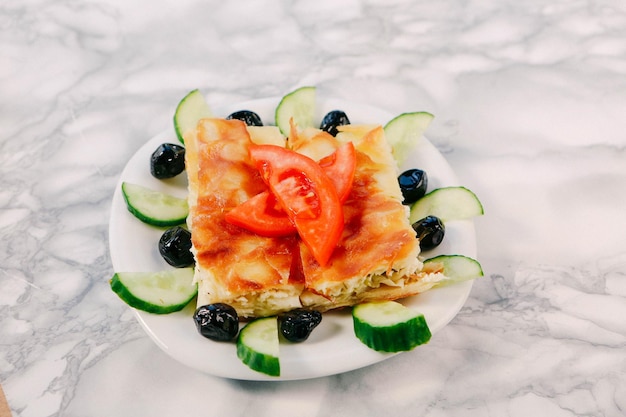 délicieuse pâte feuilletée fourrée au fromage