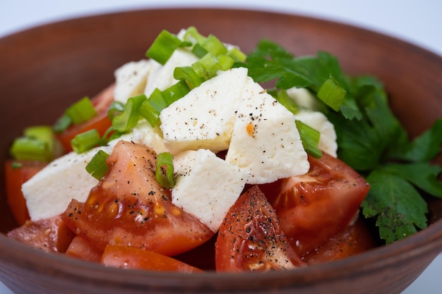 Délicieuse salade de légumes gros plan