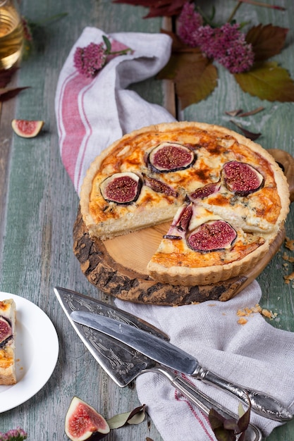 Délicieuse tarte aux figues fraîches et fromage