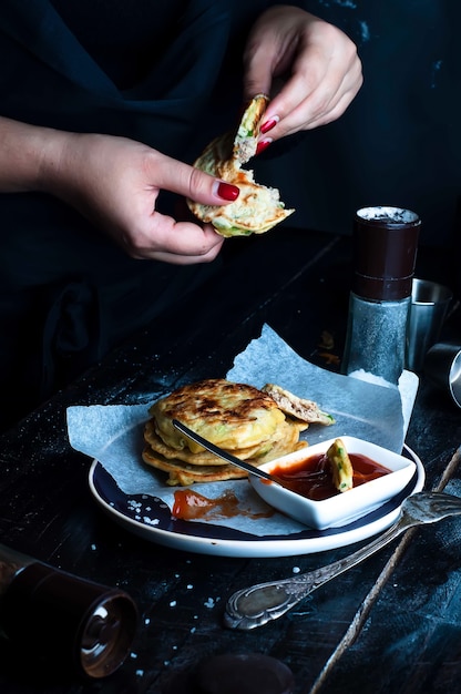 De délicieuses crêpes servies dans l&#39;assiette