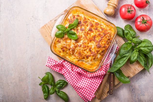 Délicieuses lasagnes italiennes traditionnelles