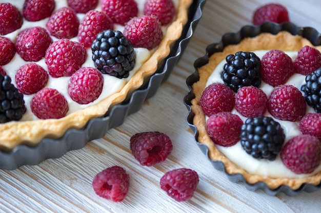 Délicieuses, utiles et belles tartelettes à la pêche