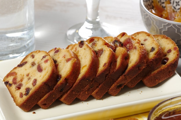 Délicieux gâteau aux fruits secs