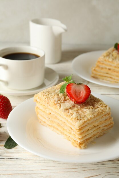 Délicieux gâteau Napoléon fait maison