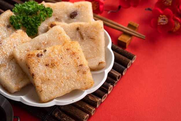 Délicieux gâteau de radis chinois pour la cuisine de célébration du nouvel an lunaire