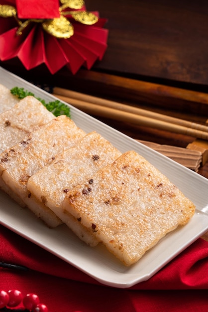 Délicieux gâteau de radis chinois pour la cuisine de célébration du nouvel an lunaire