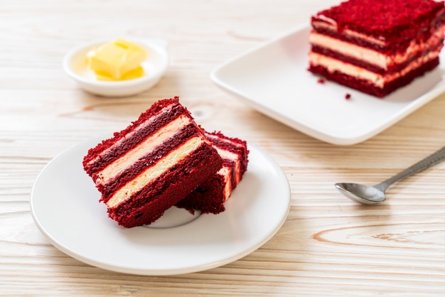 Délicieux gâteau de velours rouge