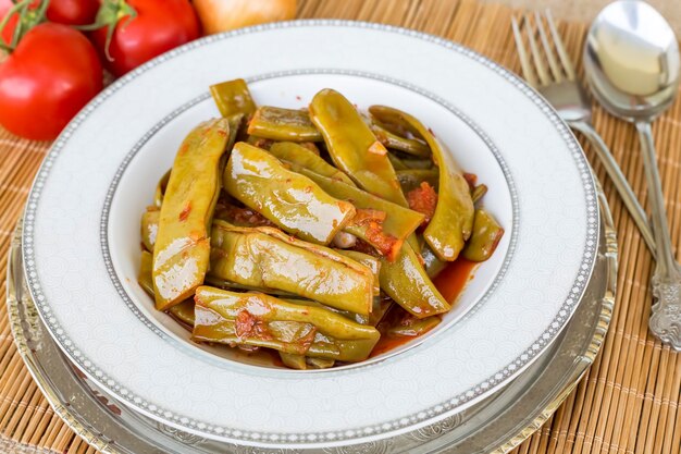 Délicieux plats turcs traditionnels; Haricot vert à l'huile d'olive (Zeytinyagli Fasulye)