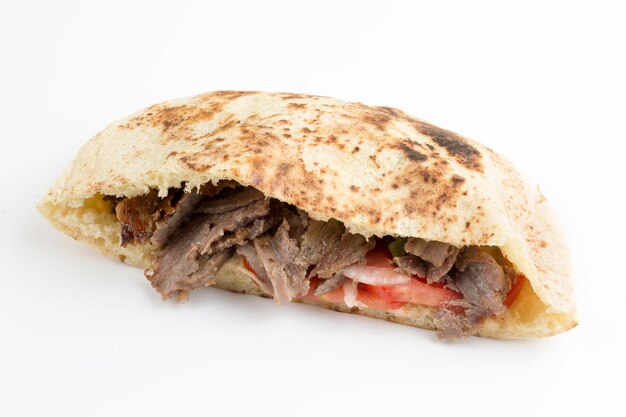 Photo de délicieux plats turcs traditionnels; sandwich doner kebab