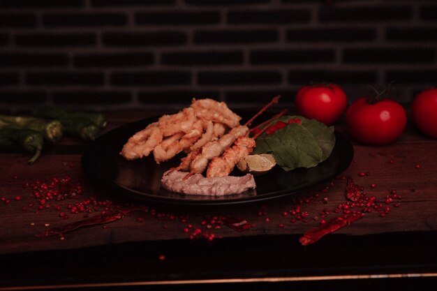 Délicieux repas de viande sur la table