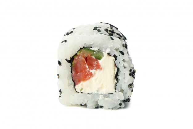 Délicieux sushi roll isolé