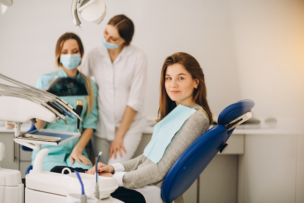 Dentiste et patient