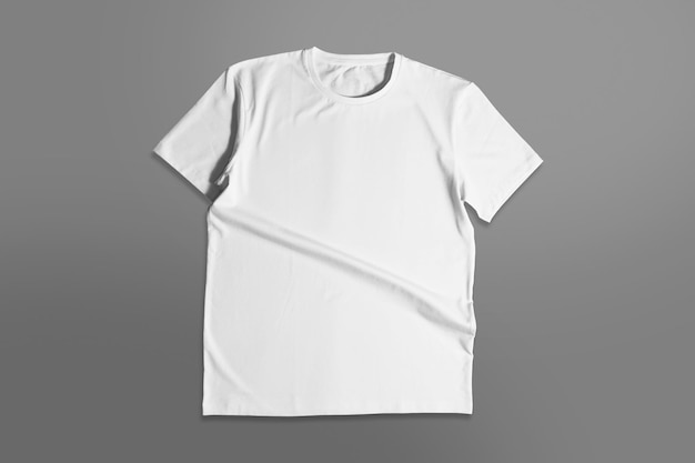 Description de la maquette du T-shirt blanc à la photo