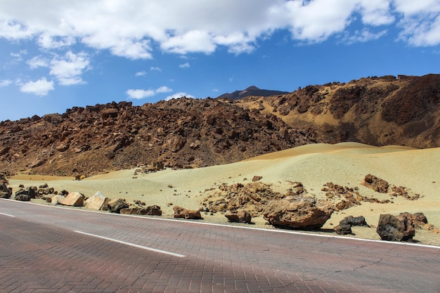 Photo désert dans le parc naturel du teide tenerife îles canaries