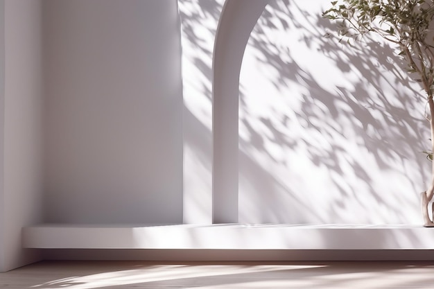 design d'intérieur 3D stimule l'intérieur de la salle blanche et le plancher en planches de bois avec la lumière du soleil projette une ombre sur le murPerspective d'une architecture de conception minimale