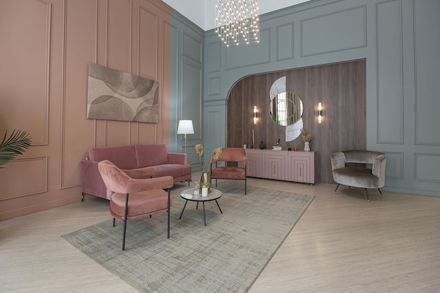 Design d'intérieur d'appartement chic et moderne à la mode, murs vert et rose poudré à la mode, éclairage élégant et immenses fenêtres panoramiques