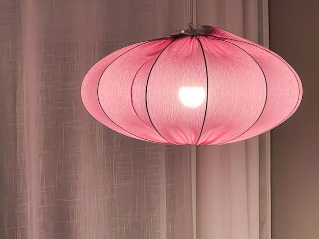 Design d'intérieur et décor d'éclairage lampe moderne élégante comme détail de mobilier de produit de décoration de la maison