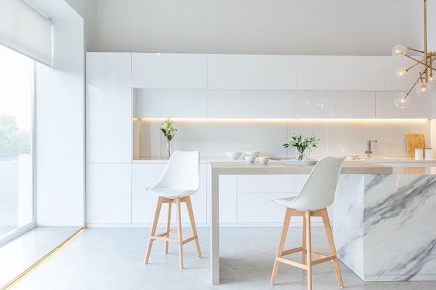 Design d'intérieur moderne et tendance d'un grand studio