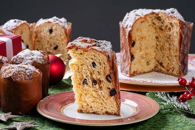 Dessert de Noël traditionnel panettone fait maison